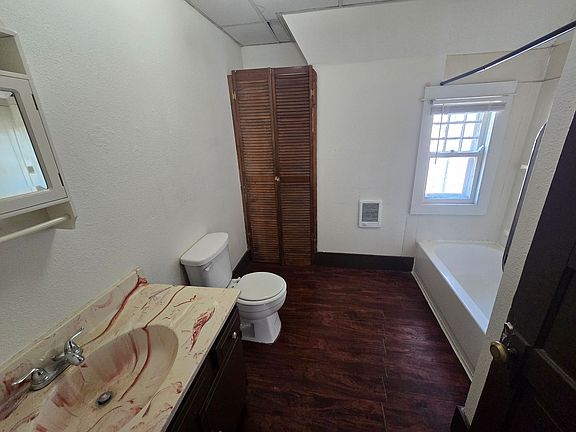 5th image of 1722 Nebraska St #4