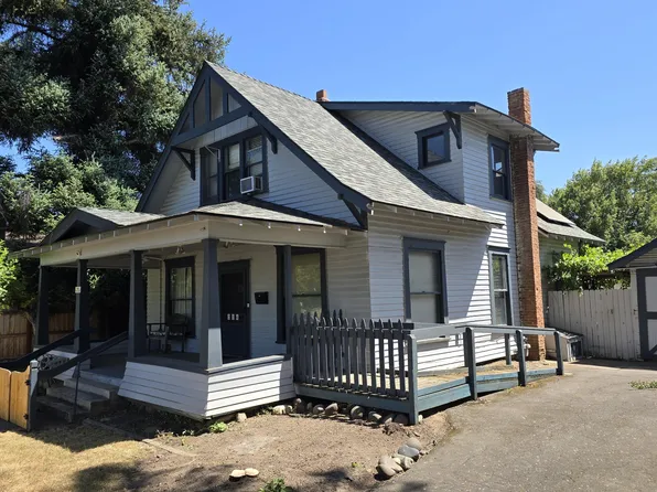 214 Stark St, Medford, OR 97504