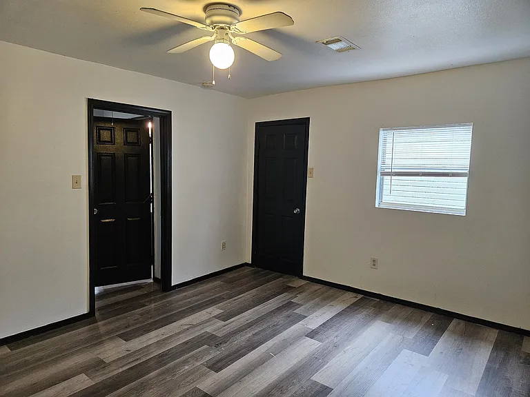 5521 Wickfield Dr — Photo 10