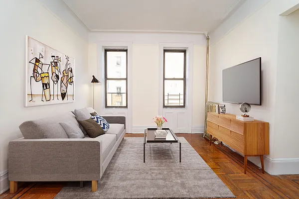 Rented by Modern Spaces | media 13