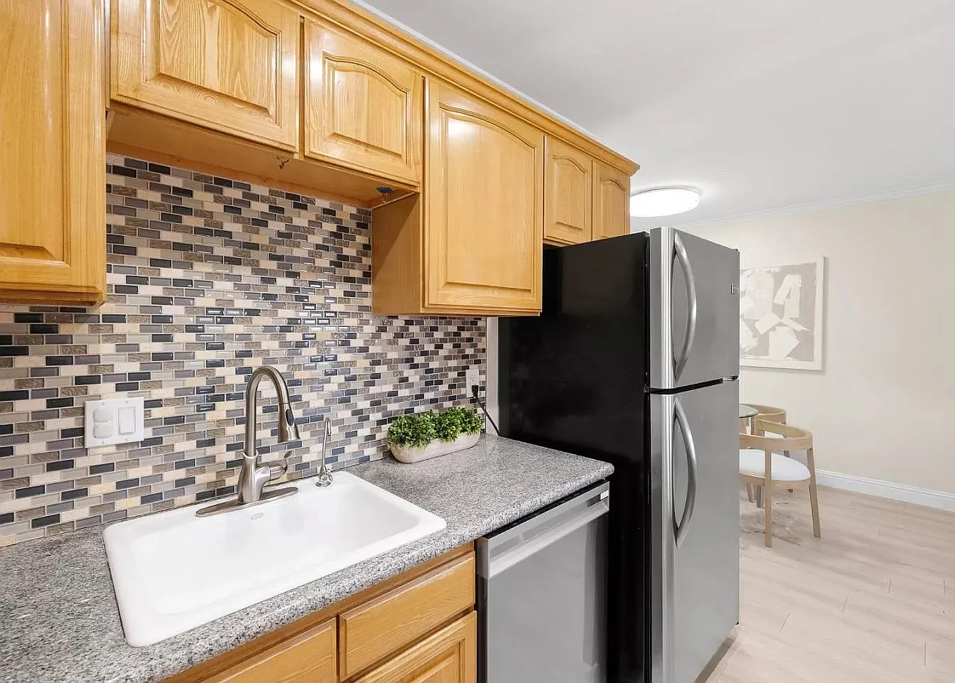 650 Alamo Ct — Photo 4
