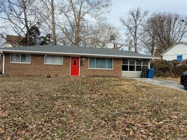 1241 Hawthorne Pl, Saint Louis, MO 63117