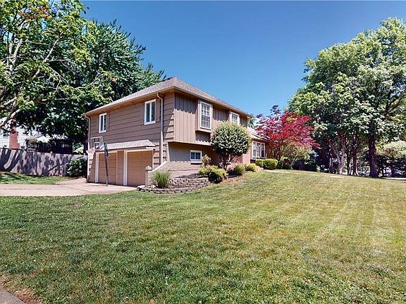 2nd image of 7408 High Dr