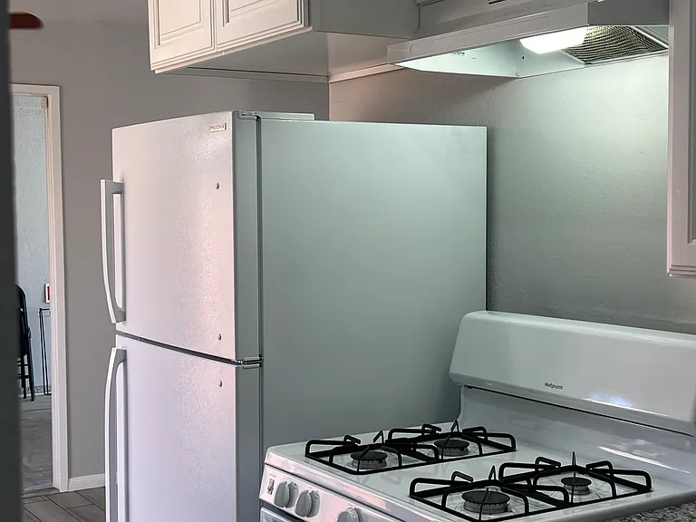 16578 Vine St #A — Photo 14