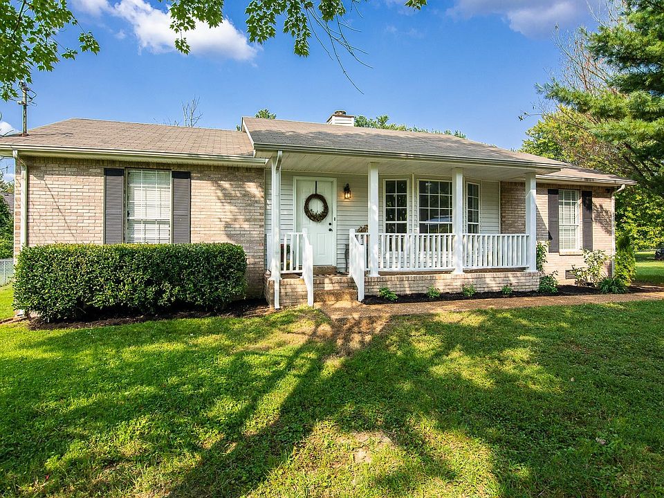 1st image of 105 Pebble Creek Ct