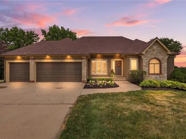 18876 W 252nd St, Paola, KS 66071
