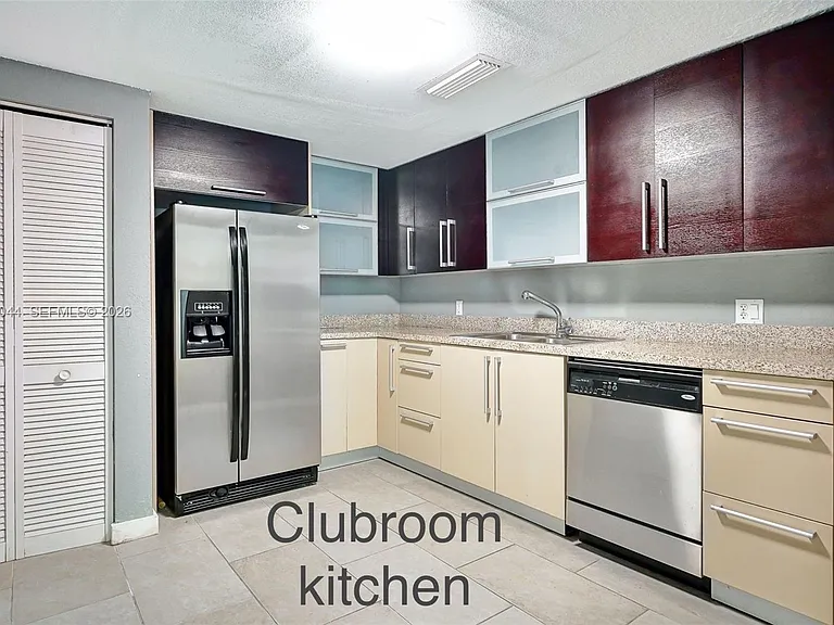 500 NE 29th St #1005 — Photo 10
