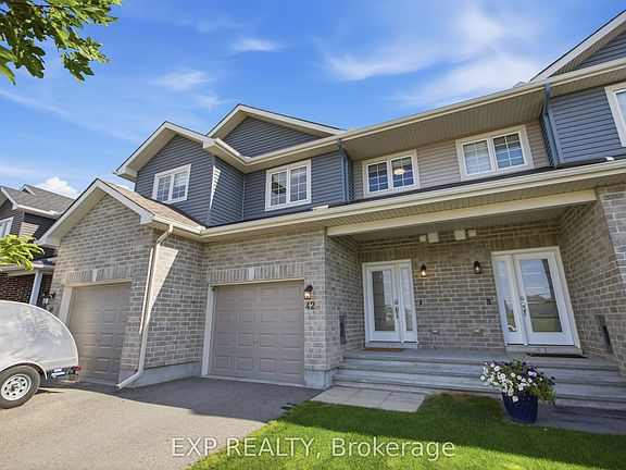3rd image of 42 Vimy Ridge Cres