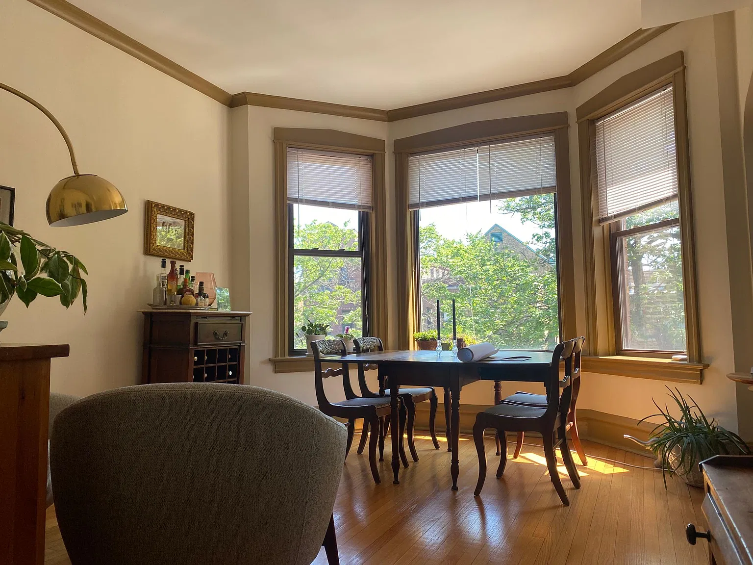 4 bed, 1300 sqft, $3,250 — Photo 2