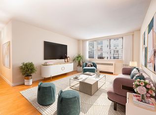 240 E 35th St APT 2B, New York, NY
