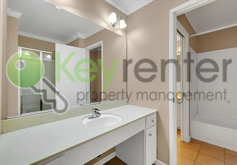 2254 Woodside Ln #2 — Photo 18