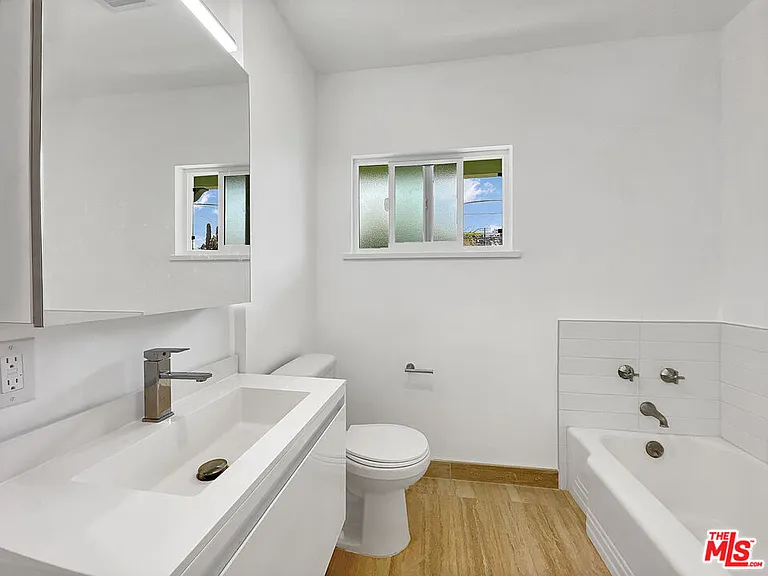 4161 Marlton Ave #D — Photo 10