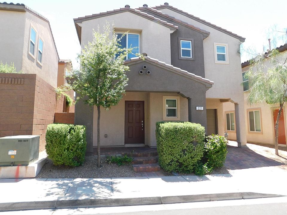 1st image of 221 Caraway Bluffs Pl