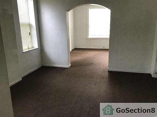 3rd image of 4557 Saint Louis Ave #2