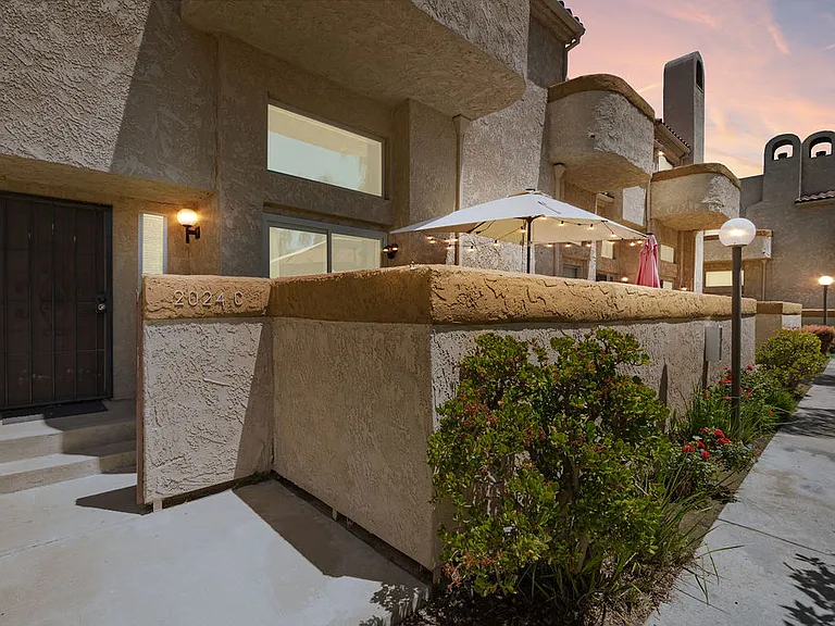 2024 S Bon View Ave #C — Photo 33