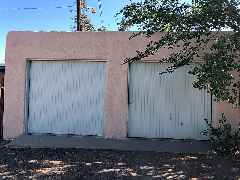 2 bed, 1.0 bath, 815 sqft, $1,795 — Photo 23