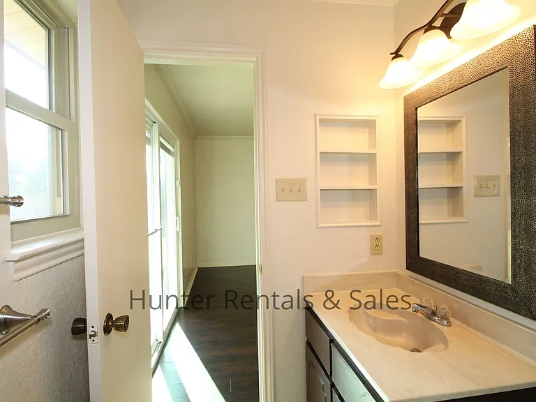 1615 Beaver Trl — Photo 6