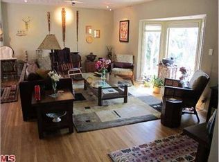 3215 Ettrick St, Los Angeles, CA 90027