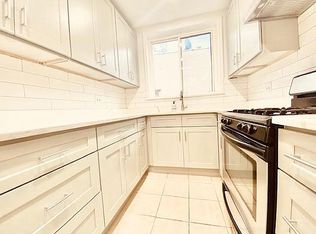 170 Dahill Rd #1, Brooklyn, NY 11218