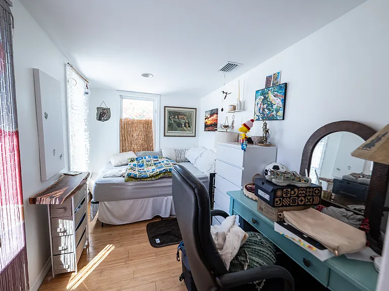 1124 Catherine St #202 — Photo 5