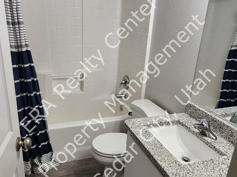 114 W Sunset Dr — Photo 7