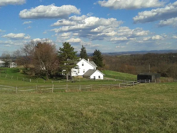 123 Tro Ln, Belle Vernon, PA 15012