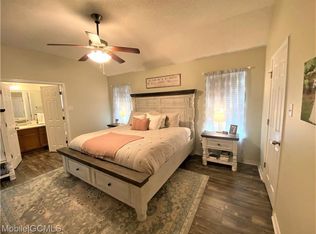 2184 Seasons Ct, Mobile, AL 36695