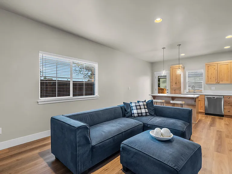 63266 NW Ski Ln — Photo 6