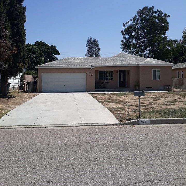 1st image of 7133 Elmwood Rd