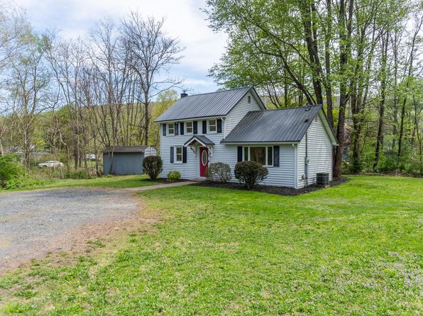 98 Orrs Mills Road, Salisbury Mills, NY 12577