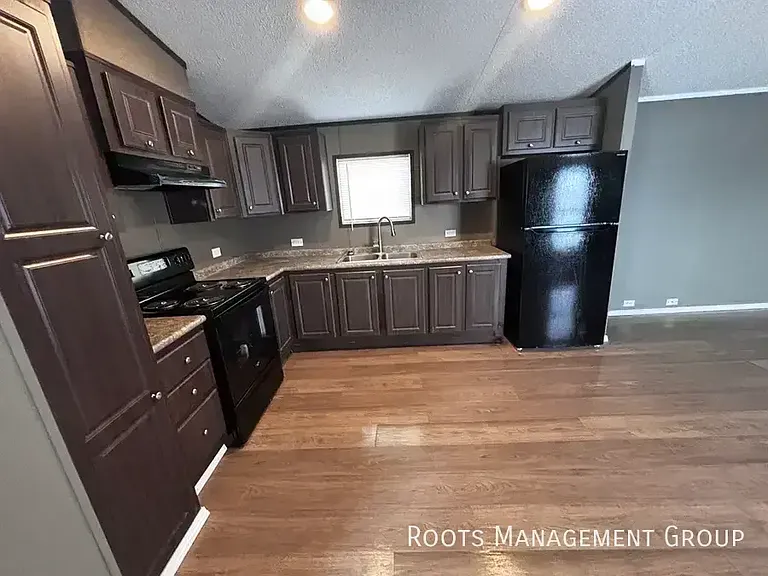 4506 N Business Highway 77 #252 — Photo 4