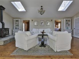 18 Ferry Rd, Salisbury, MA 01952