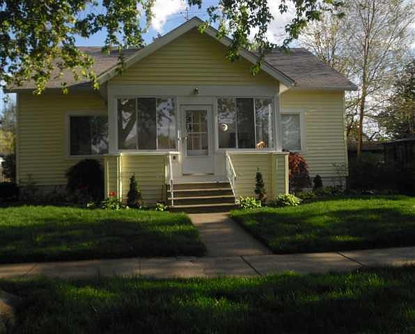 1st image of 21 Englewood St