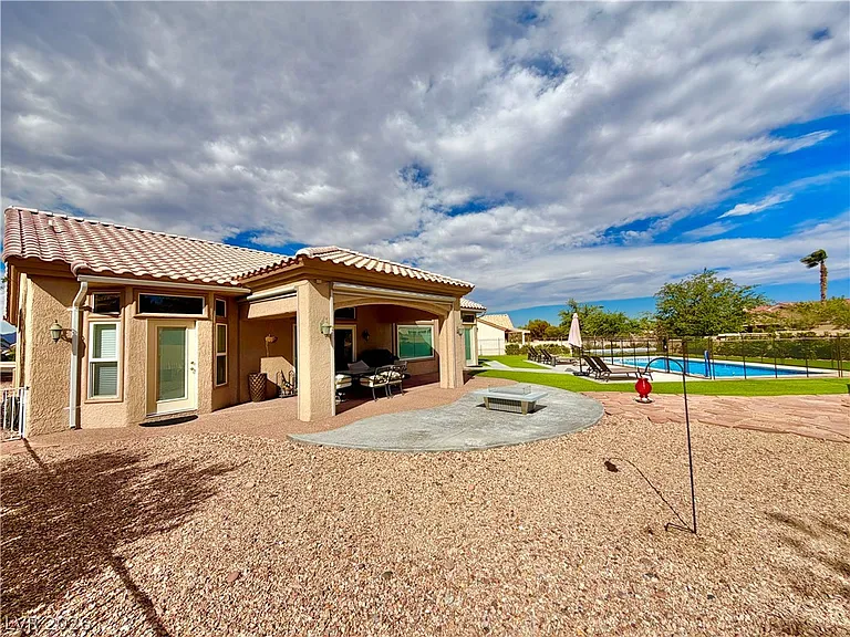 10541 Broom Hill Dr — Photo 24