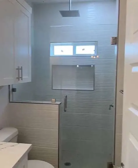 215 Laredo Blvd — Photo 6