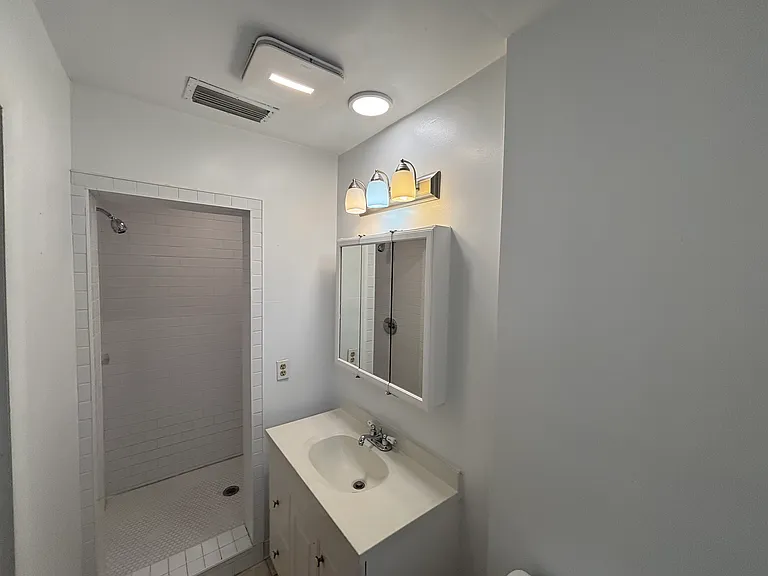 3144 Belden Cir — Photo 7