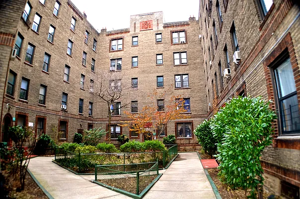 Rented by Heritage Realty LLC | media 9