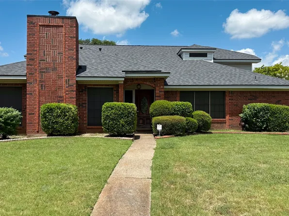 1409 Essex Dr, Desoto, TX 75115
