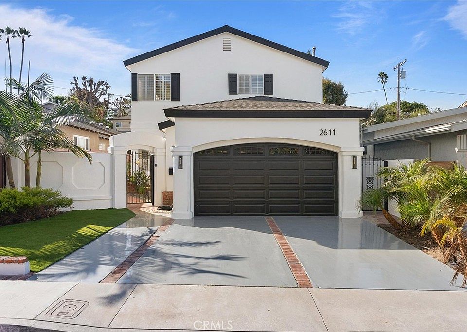 1st image of 2611 Pacific Ave