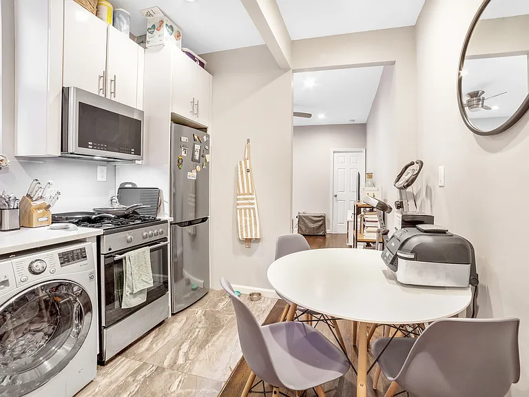 424 E 75th St #4B — Photo 4