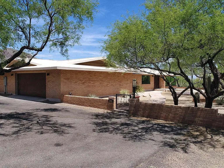 5965 N Sabino Shadow Ln — Photo 4
