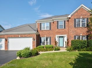 S580 Hubbard Pl, Geneva, IL 60134
