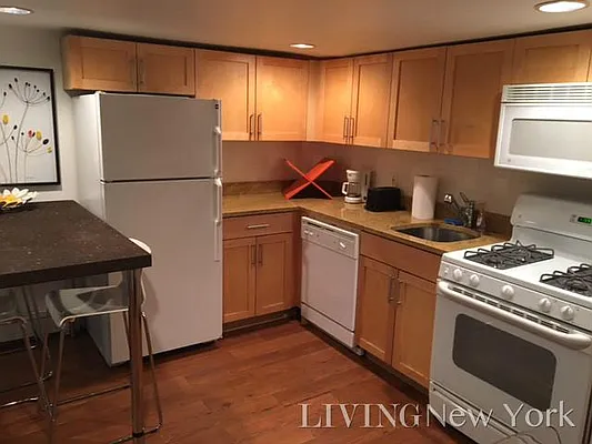 Rented by Living New York | media 16