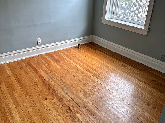 5th image of 7404 N Hoyne Ave APT 3