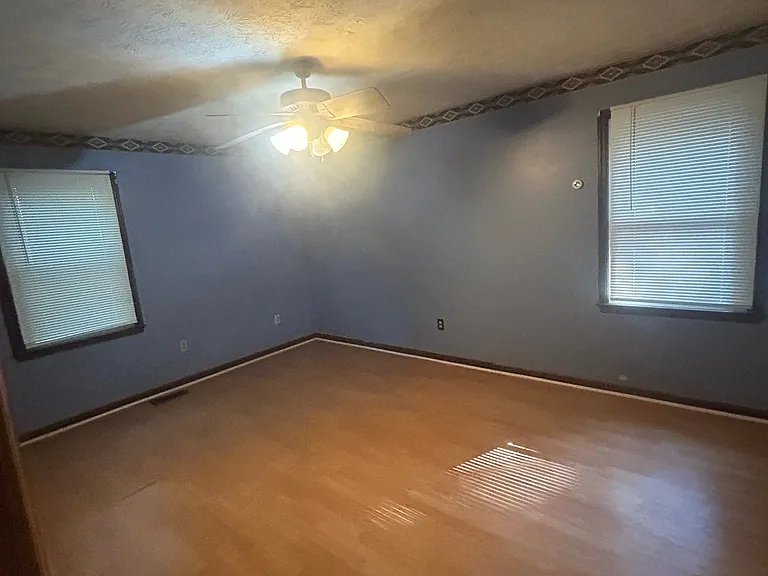 198 Fairfield Cir — Photo 13