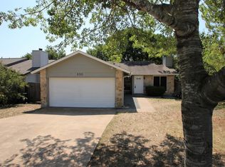 8311 Treehouse Ln, Austin, TX 78749