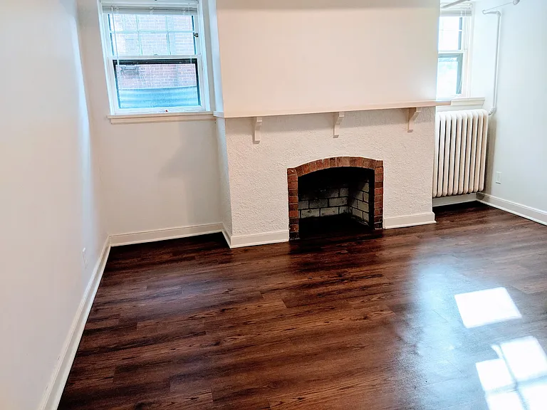 833 Grand Apartments — Photo 33
