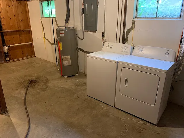 2409 Fleetwood Dr — Photo 9