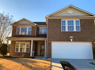 12946 Silvaire Farm Rd, Charlotte, NC 28278