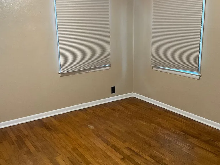 3021 S Wall Ave — Photo 5
